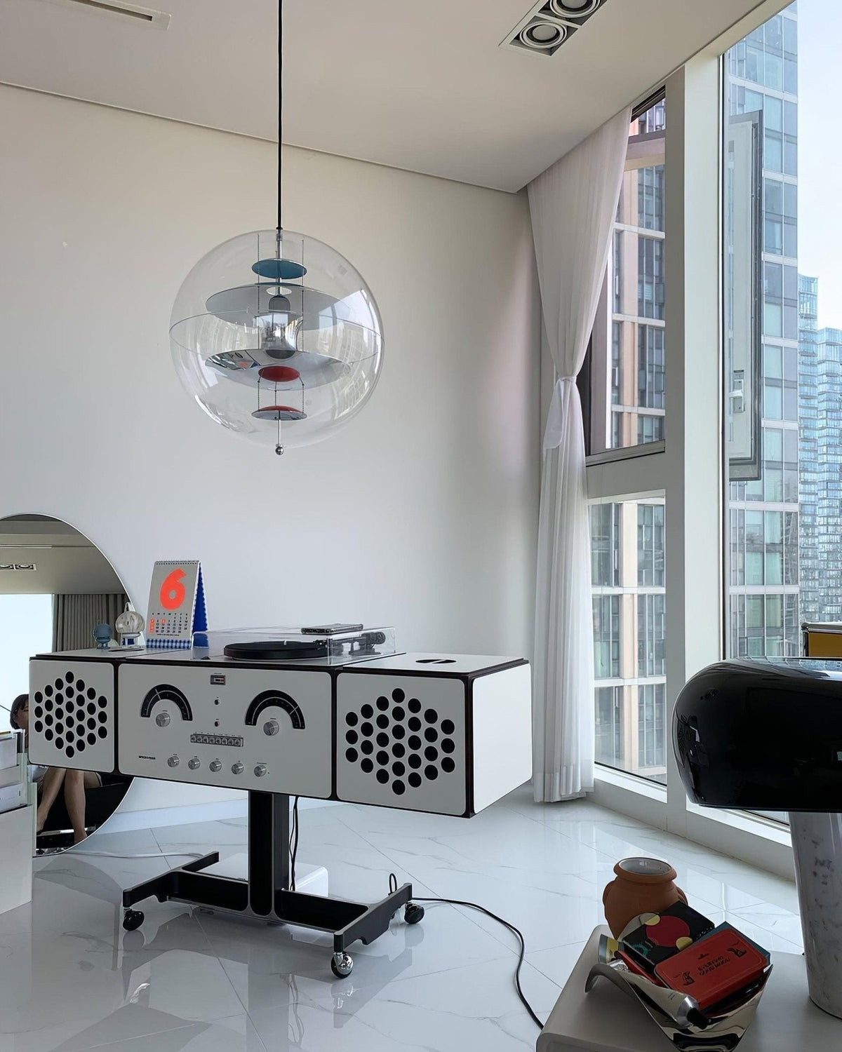 Gyan Futuristische hanglamp van aluminium