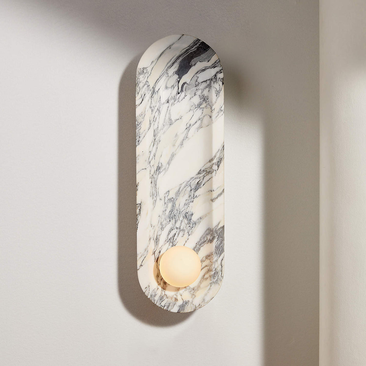 Liorisette wandlamp