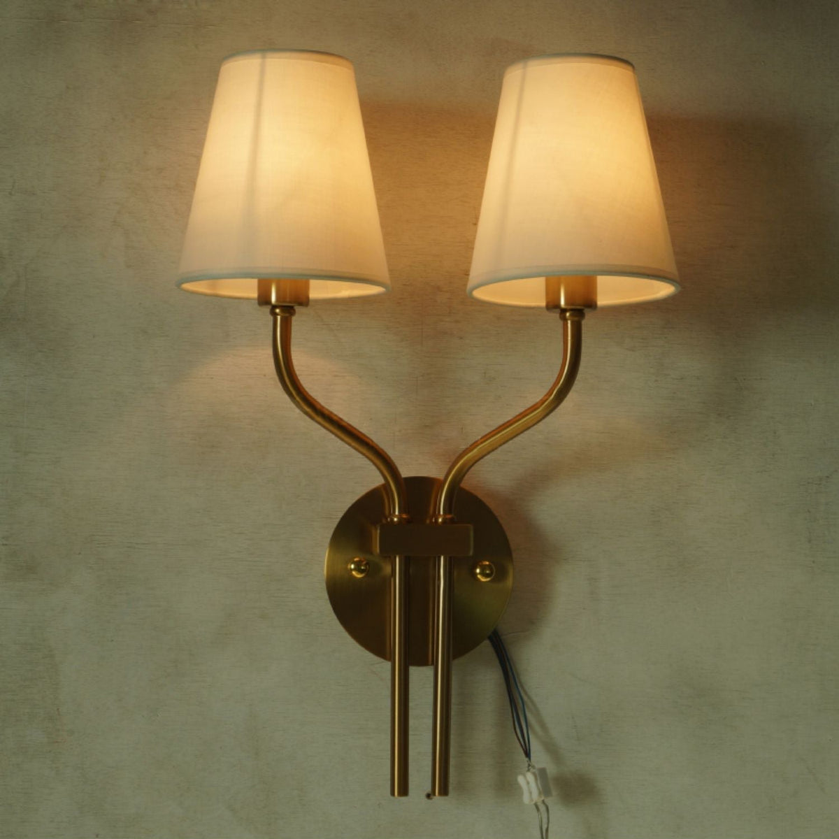 Ulreo wandlamp