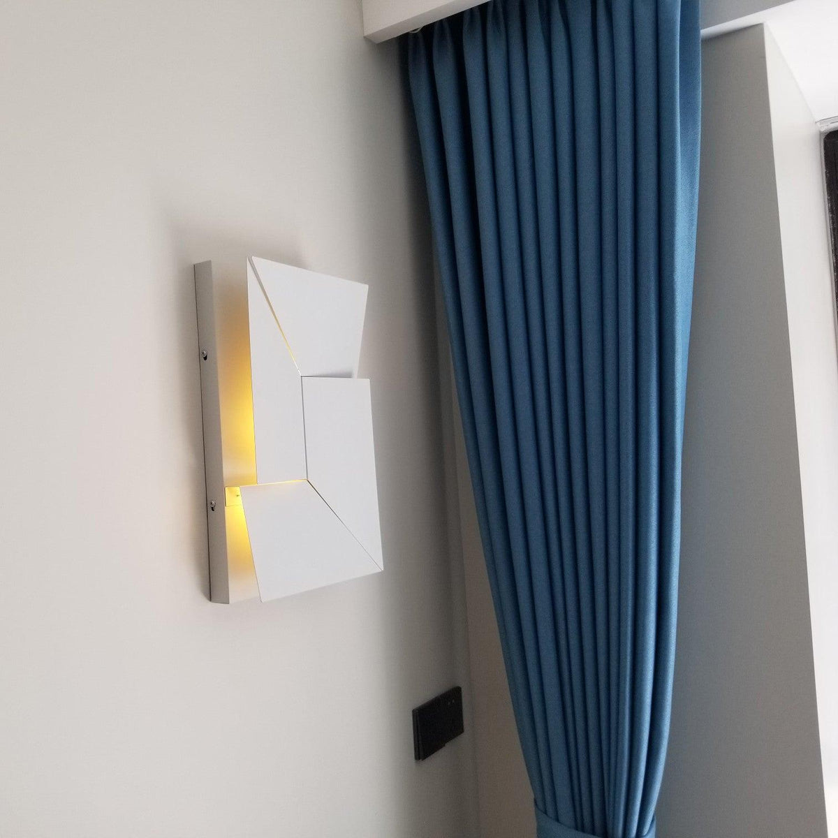 Deloza Shadows oplaadbare wandlamp