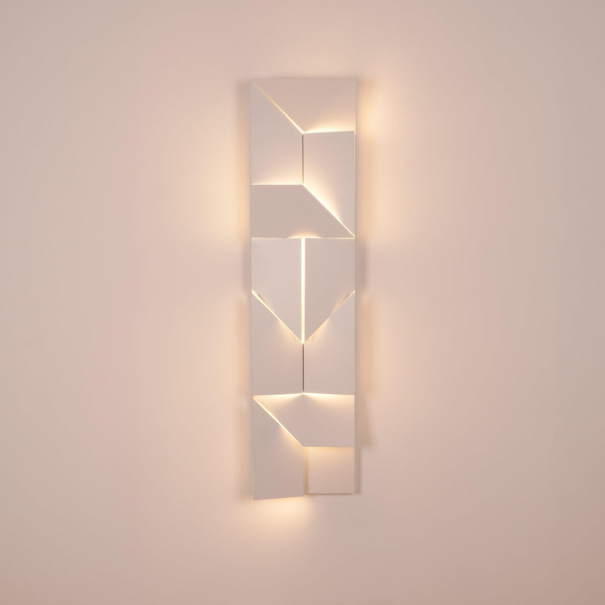 Arthaen Shadows Grand wandlamp