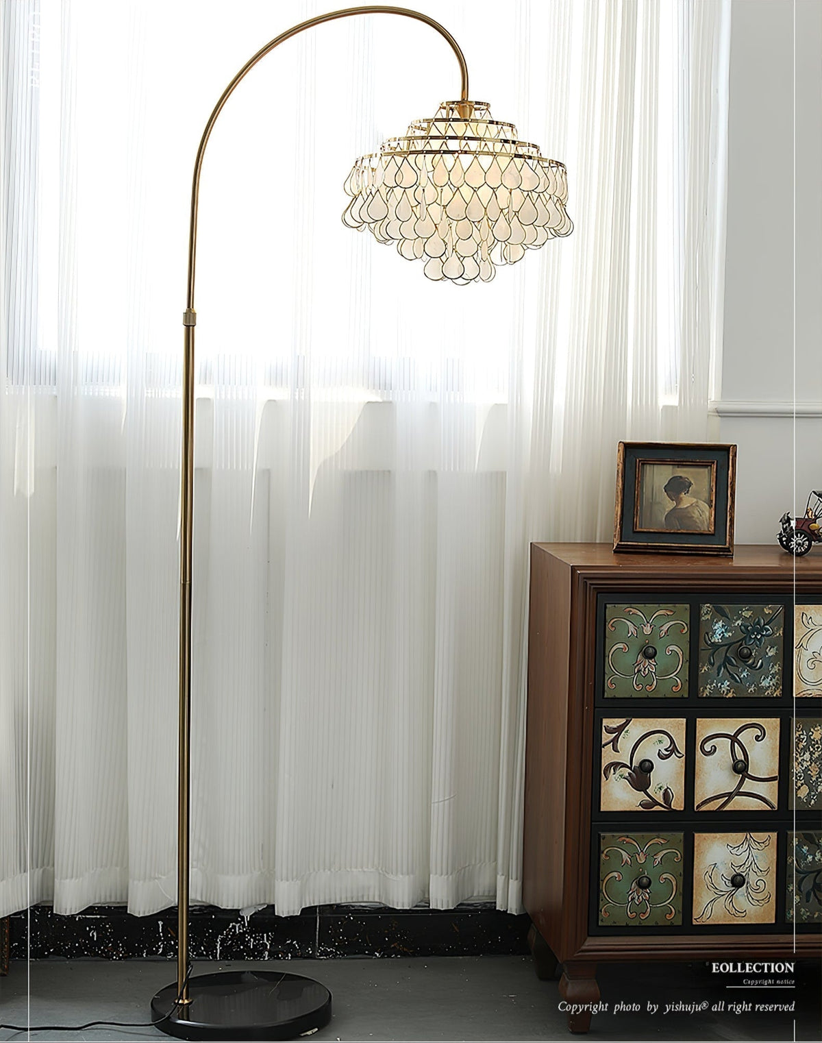 Emily vloerlamp in goudkleurige afwerking