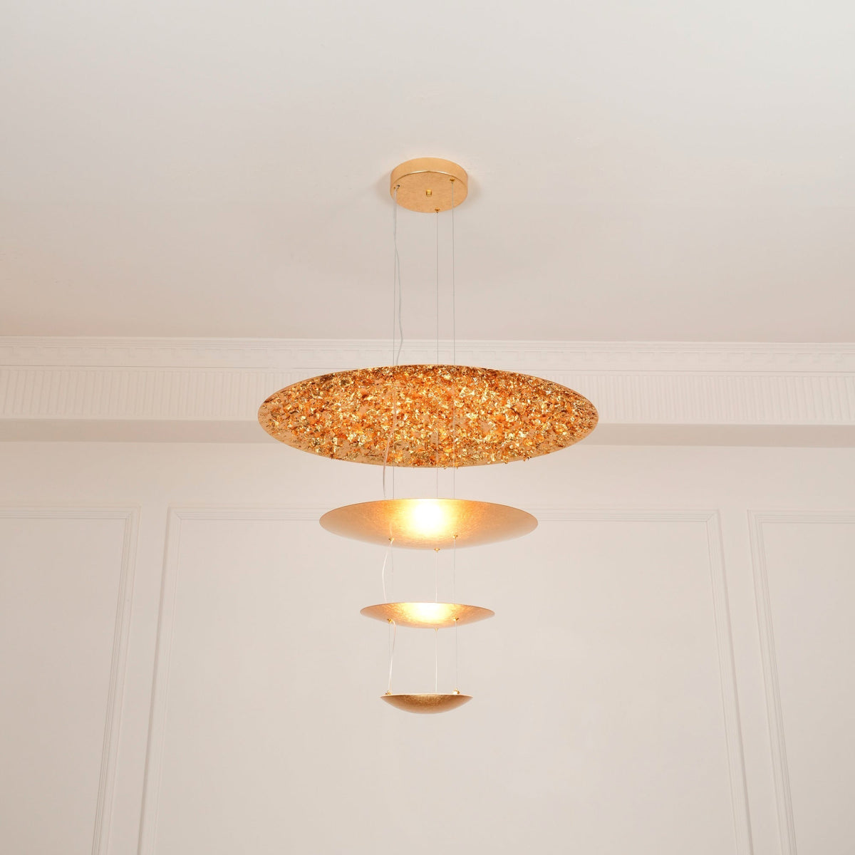 Phelion gelaagde hanglamp van goudfolie