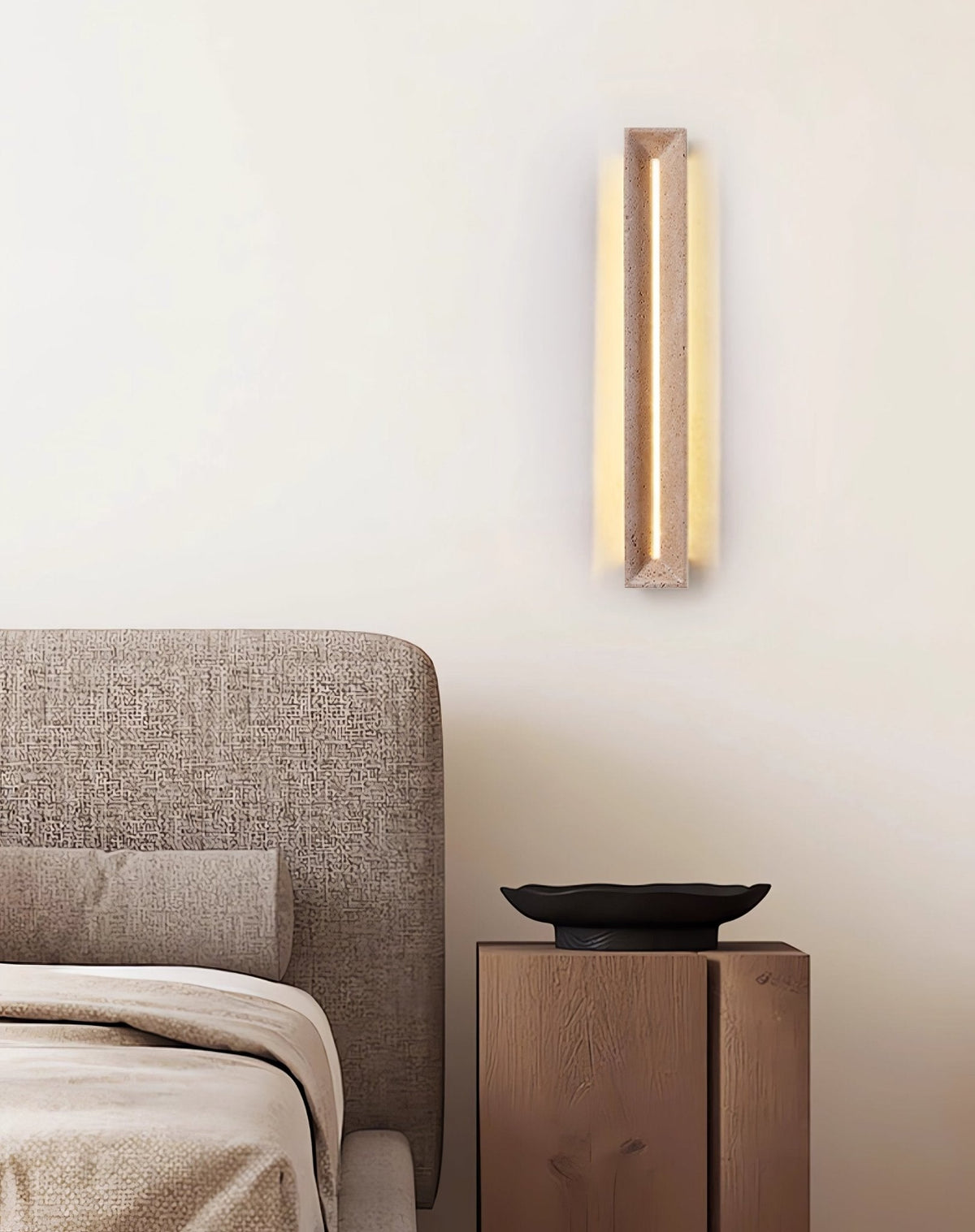 Dfi Minimalistische wandlamp van geel travertin