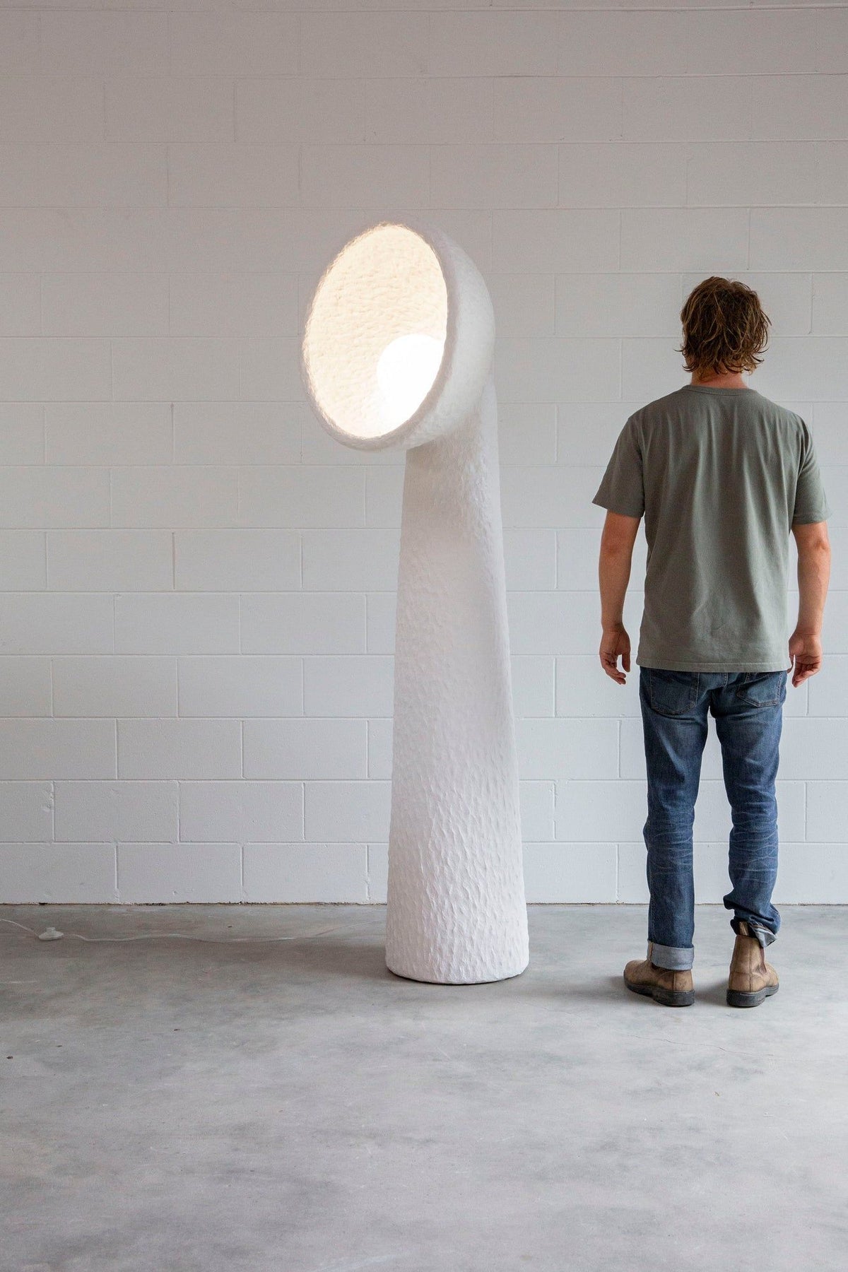 Arliris Concrete tafellamp