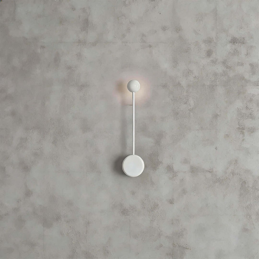 Sphere-on-Stem LED wandlamp