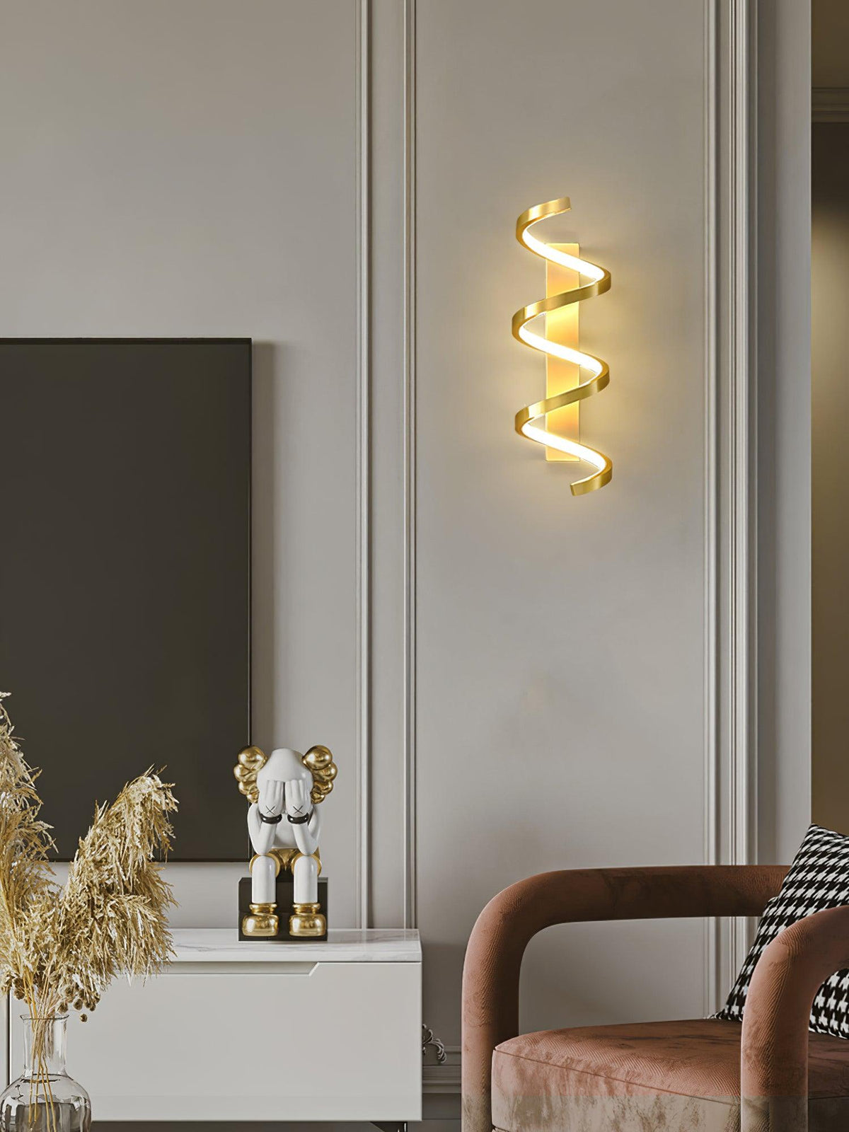 Asilion wandlamp met spiraal in Noordse kunststijl