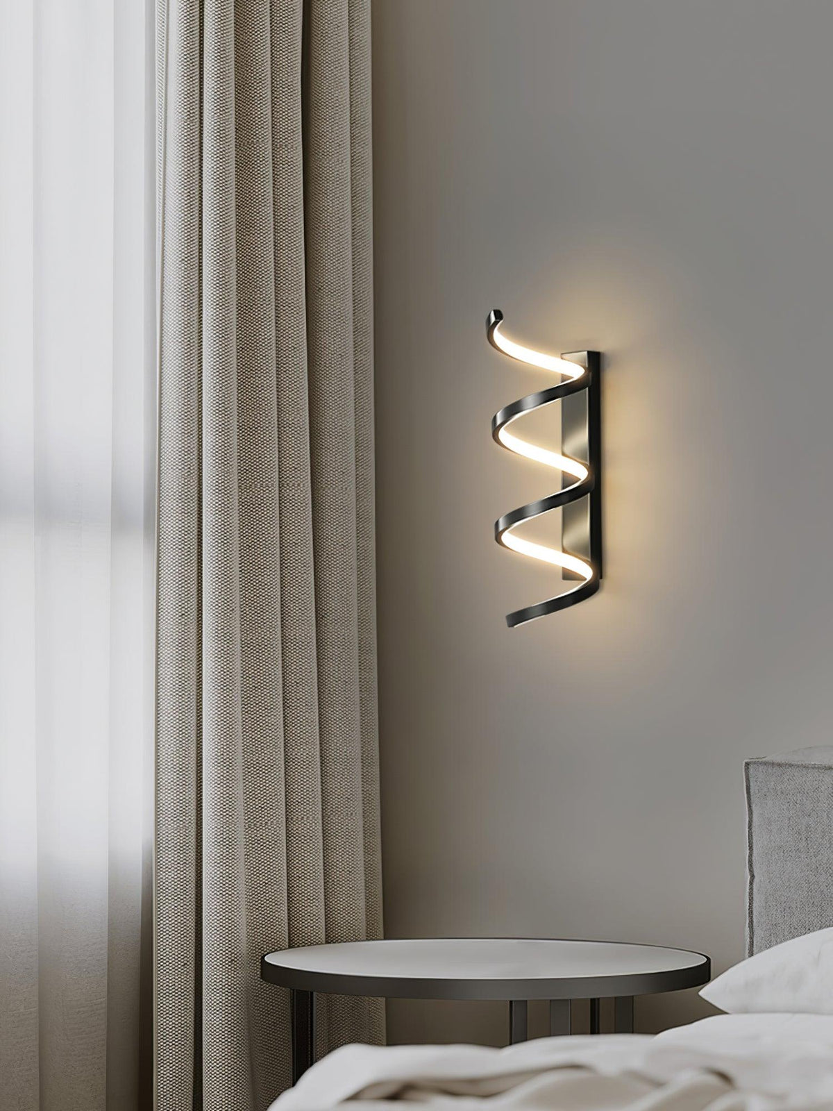 Asilion wandlamp met spiraal in Noordse kunststijl