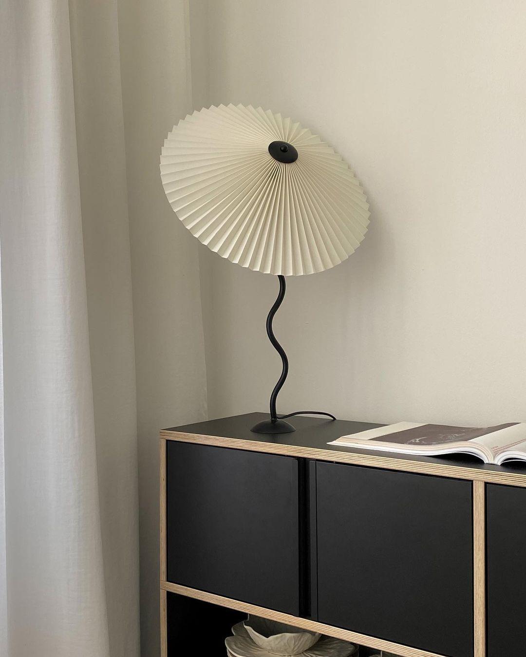 Vioro tafellamp van textiel