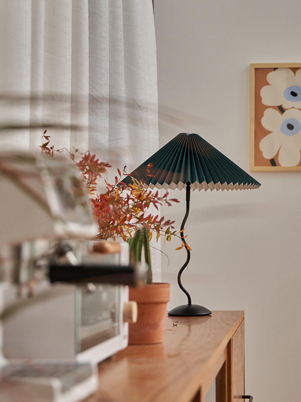 Vioro tafellamp van textiel