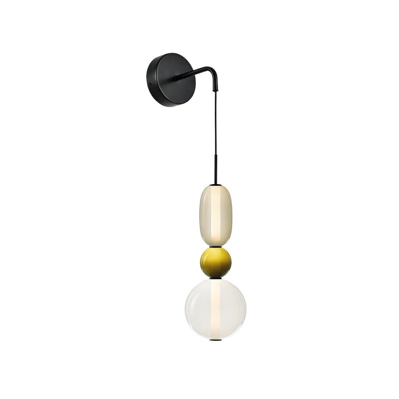 Ralvyn wandlamp met glazen kap