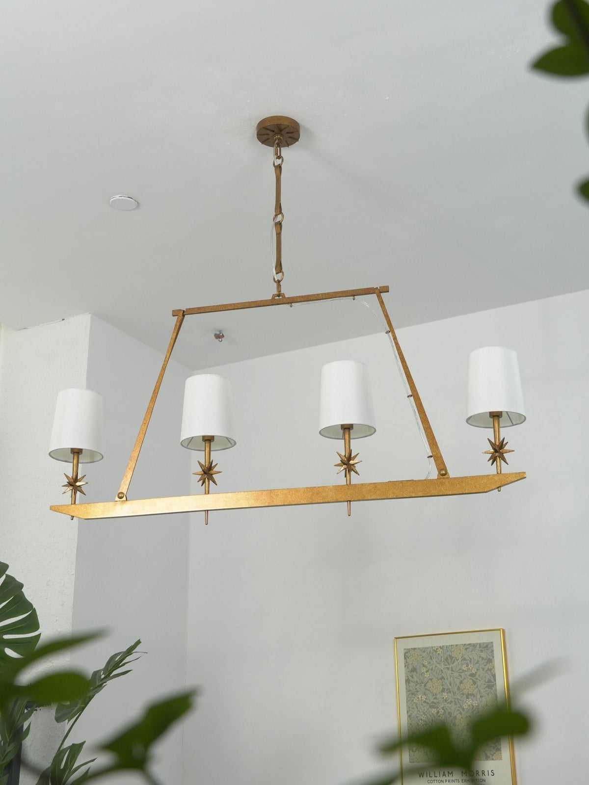 Lynve elegante kroonluchter met messing frame en steraccenten