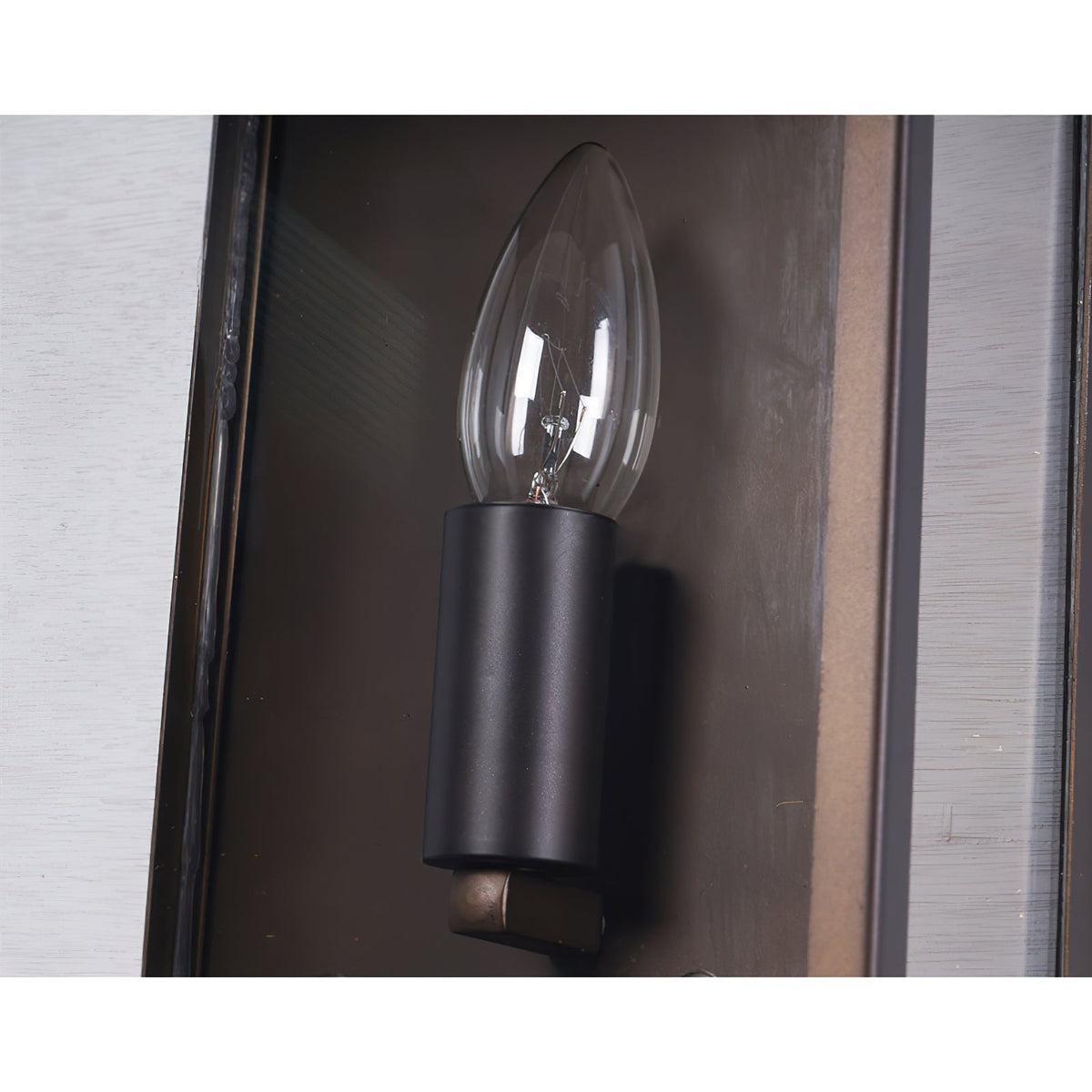 Esolarae wandlamp met donker glas