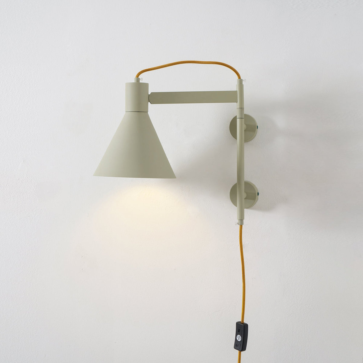Avenirise wandlamp