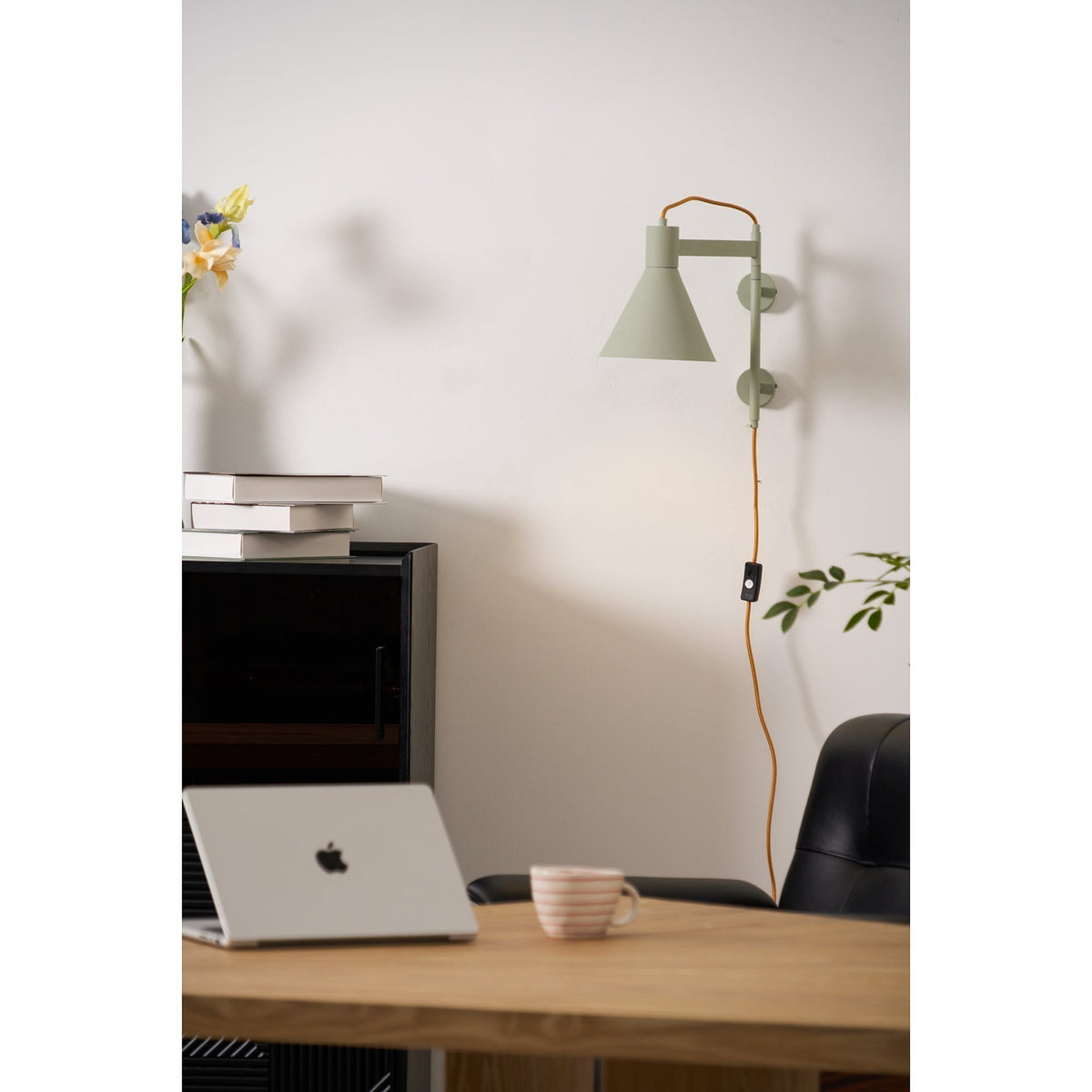 Avenirise wandlamp