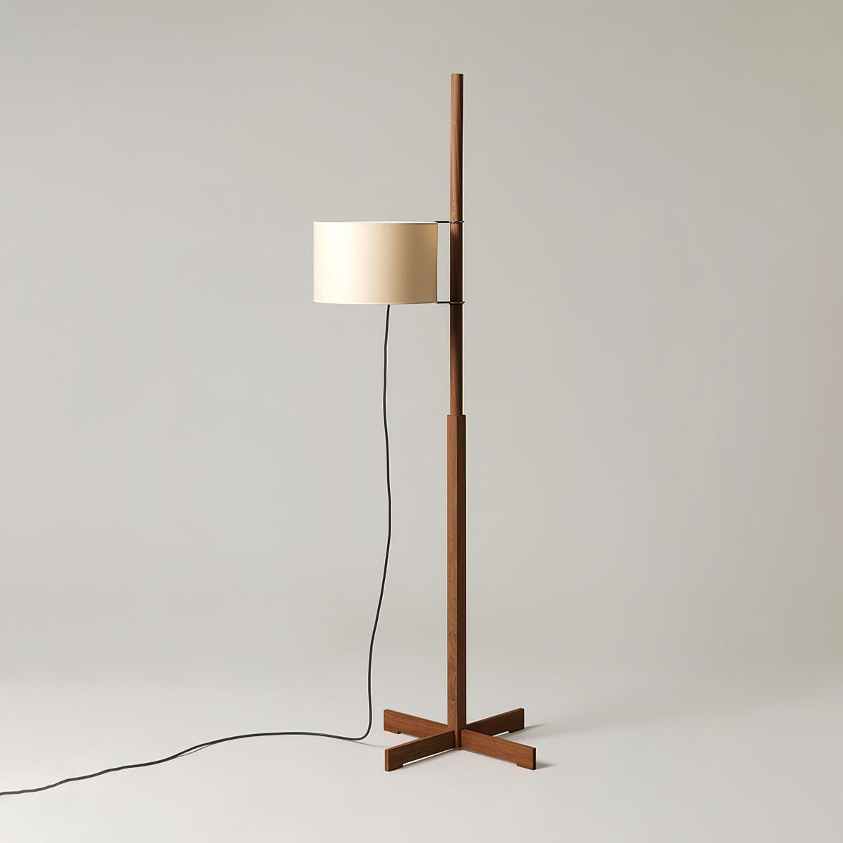 Vindis vloerlamp met houten kap en textiel