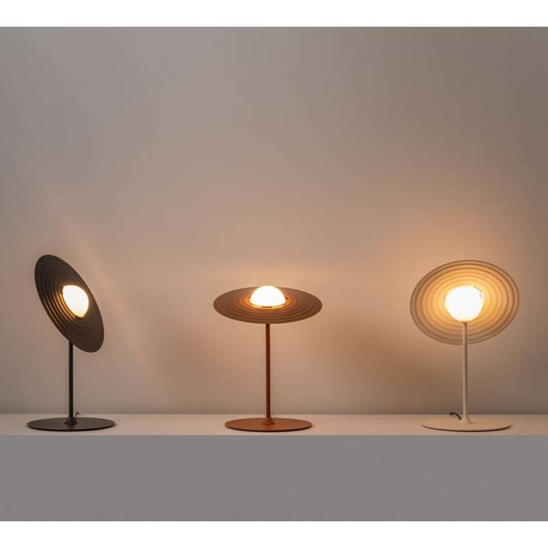 Vortex Moderne tafellamp van aluminium