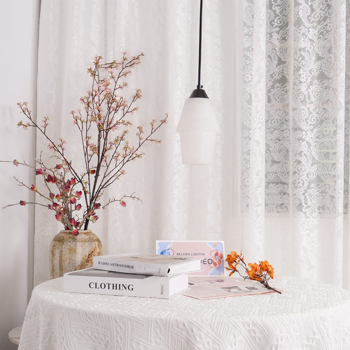 Ostara hanglamp van messing en albast