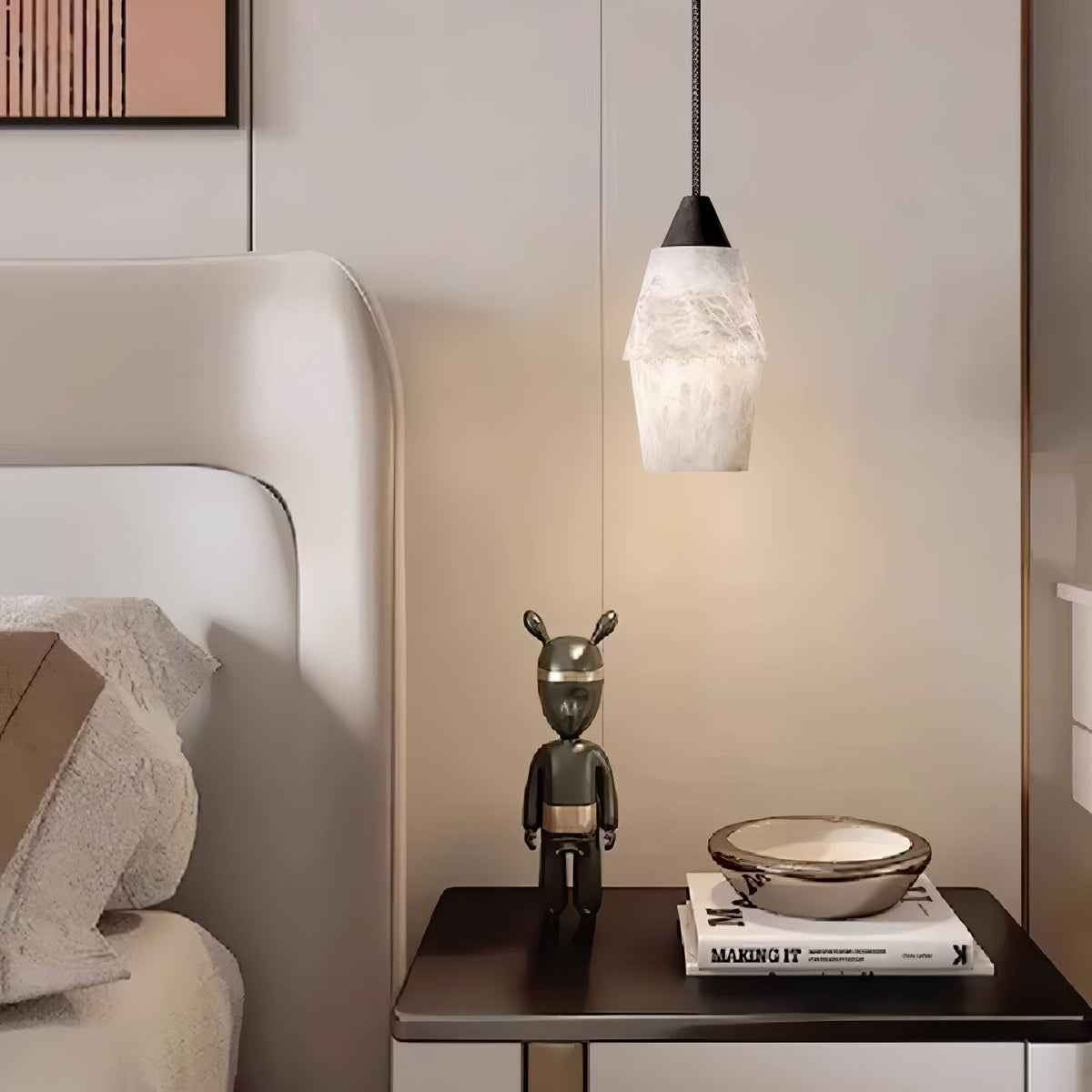 Ostara hanglamp van messing en albast