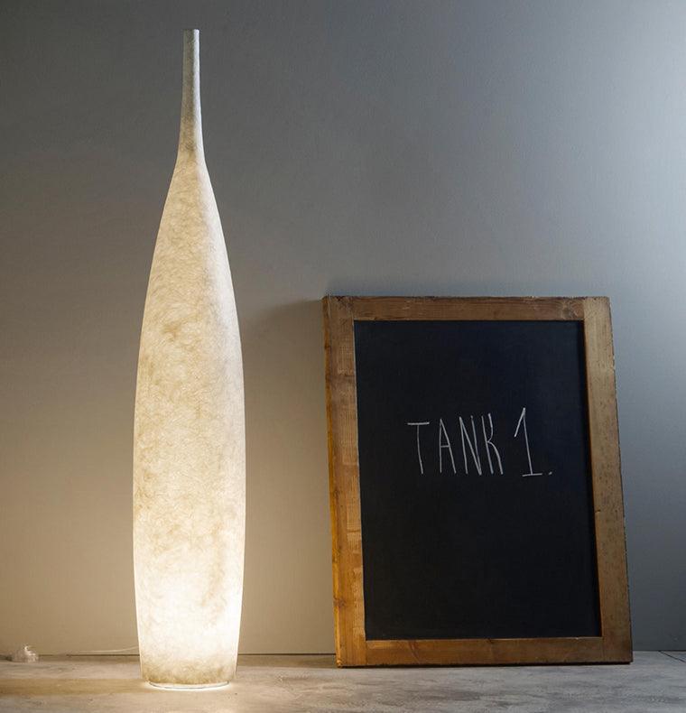 Nirivia Moderne vloerlamp van hars