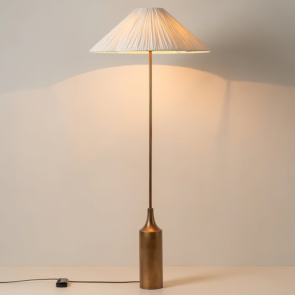 Zenith vloerlamp in bohemian marmer