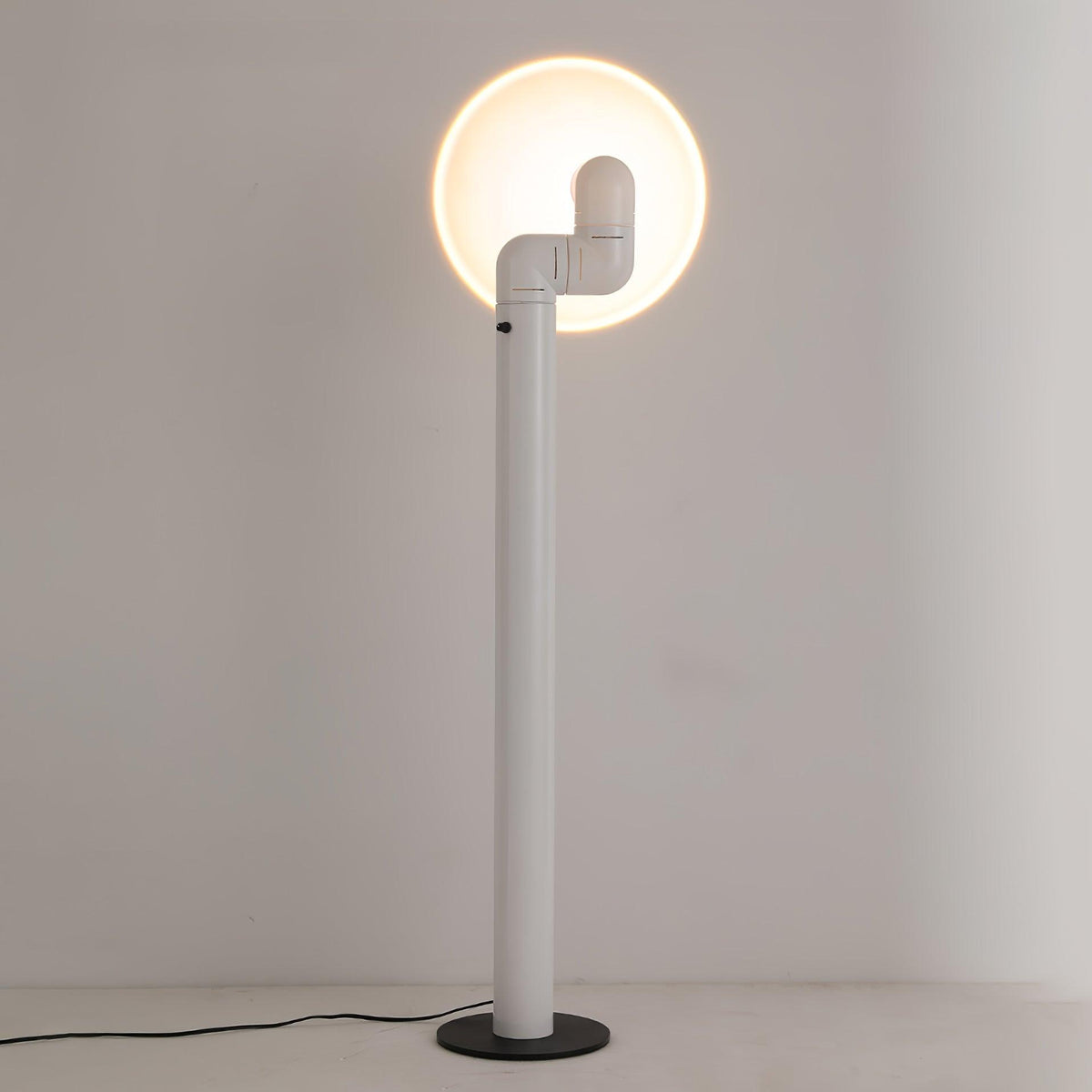 Nyor Aluminium vloerlamp