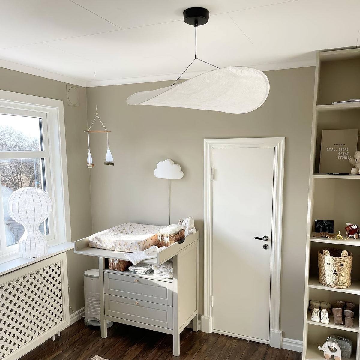 Larenol hanglamp van glas van papier en glasvezel
