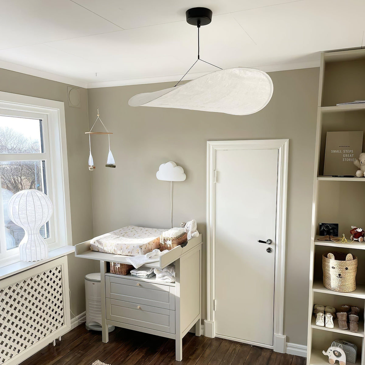 Larenol hanglamp van glas van papier en glasvezel