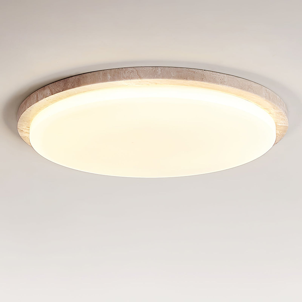 Tavisella gladde rand travertin plafondlamp