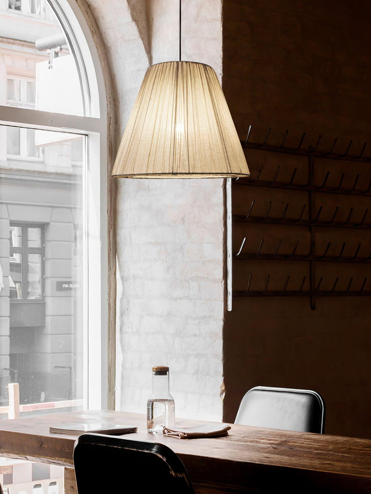 Docan hanglamp met stoffen kap in retro-stijl
