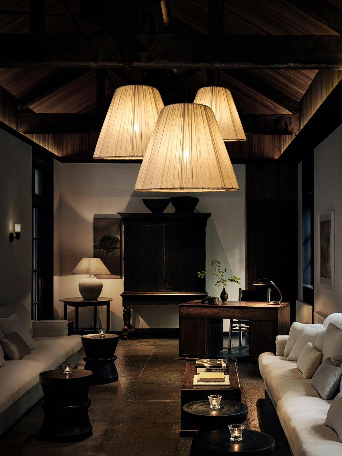 Docan hanglamp met stoffen kap in retro-stijl