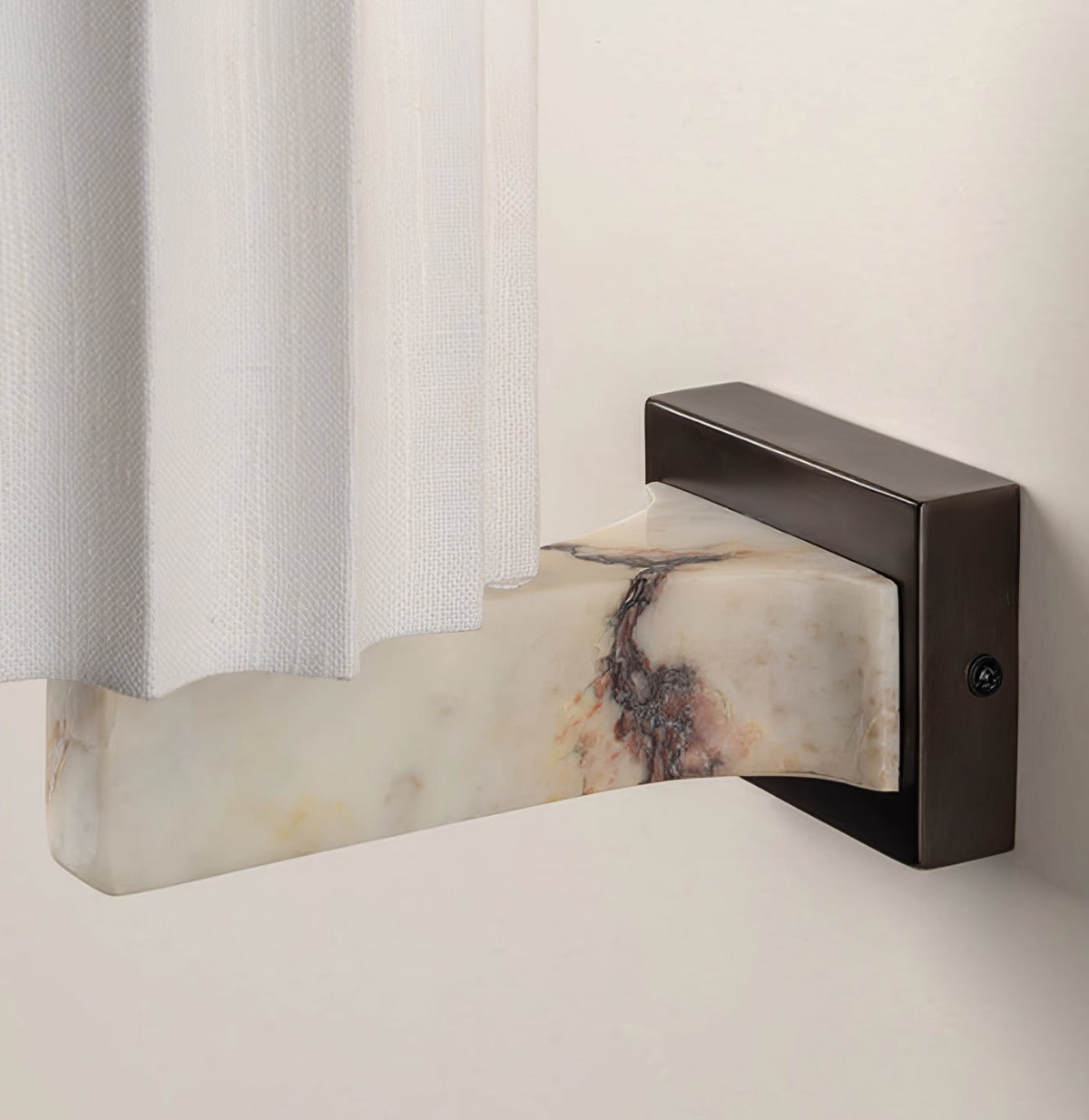 Thylor wandlamp met getextureerde kap