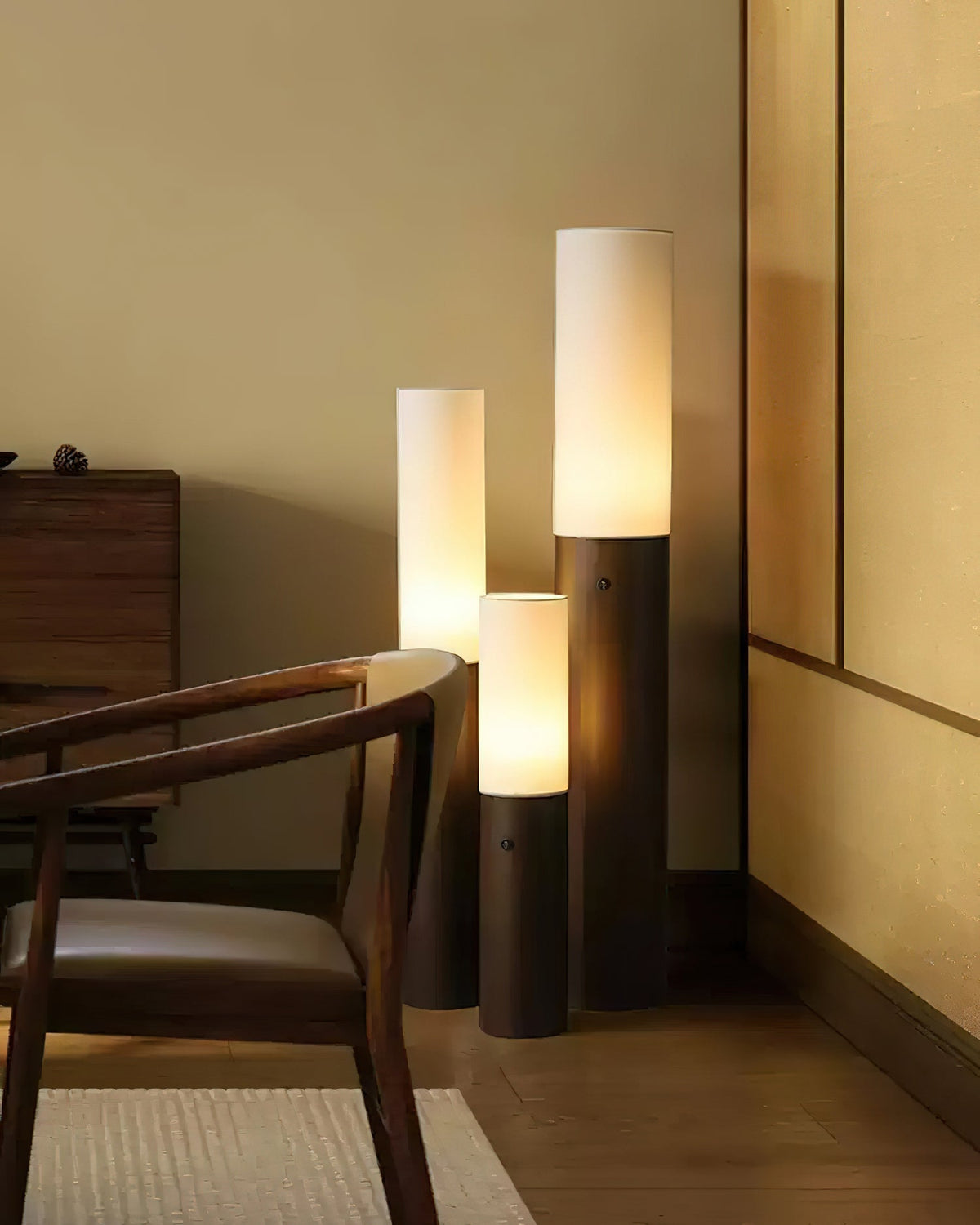 Viraalia Timber Column vloerlamp