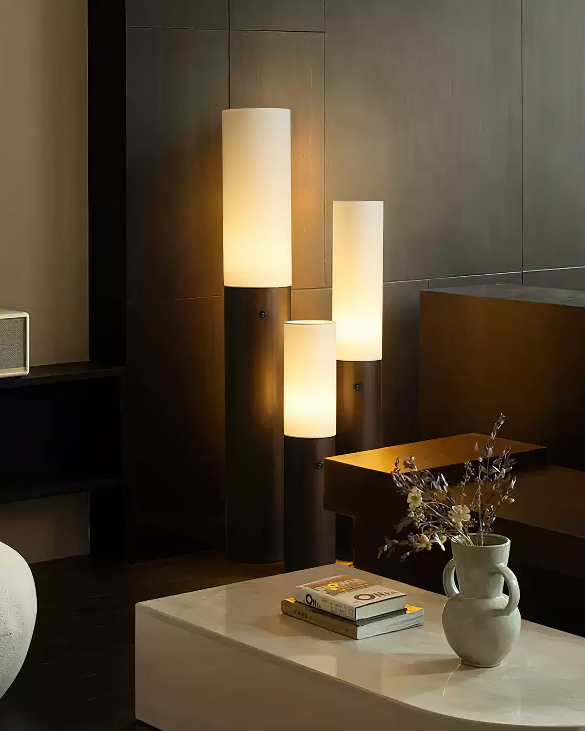 Viraalia Timber Column vloerlamp