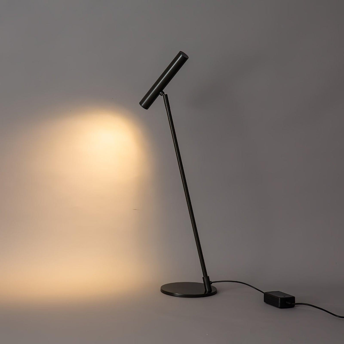 Anor minimalistisch tafellamp