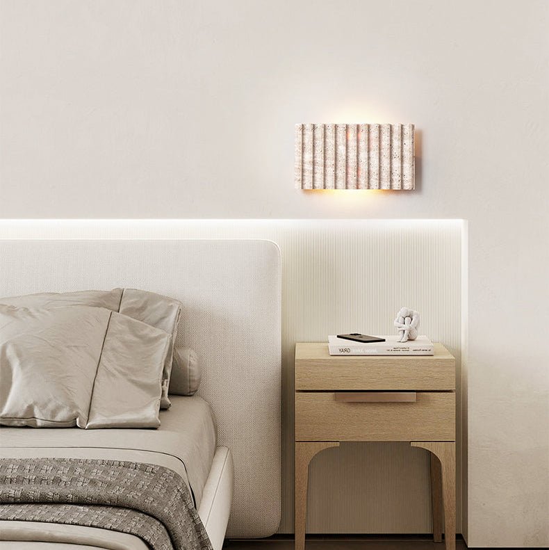 Noriora travertin Ribbed wandlamp