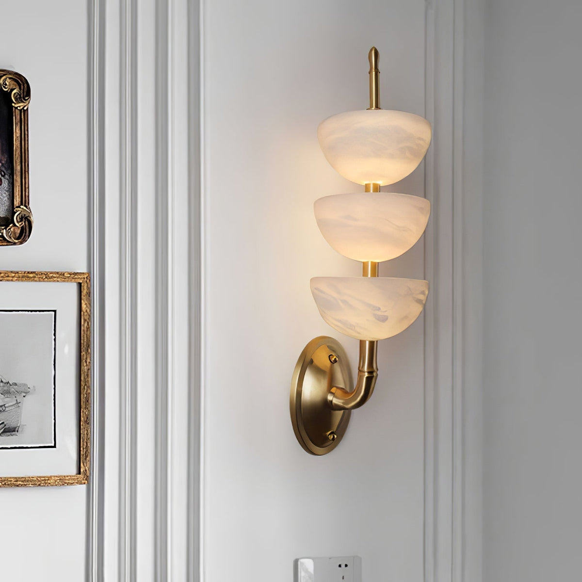 Ulmiraris albasten wandlamp