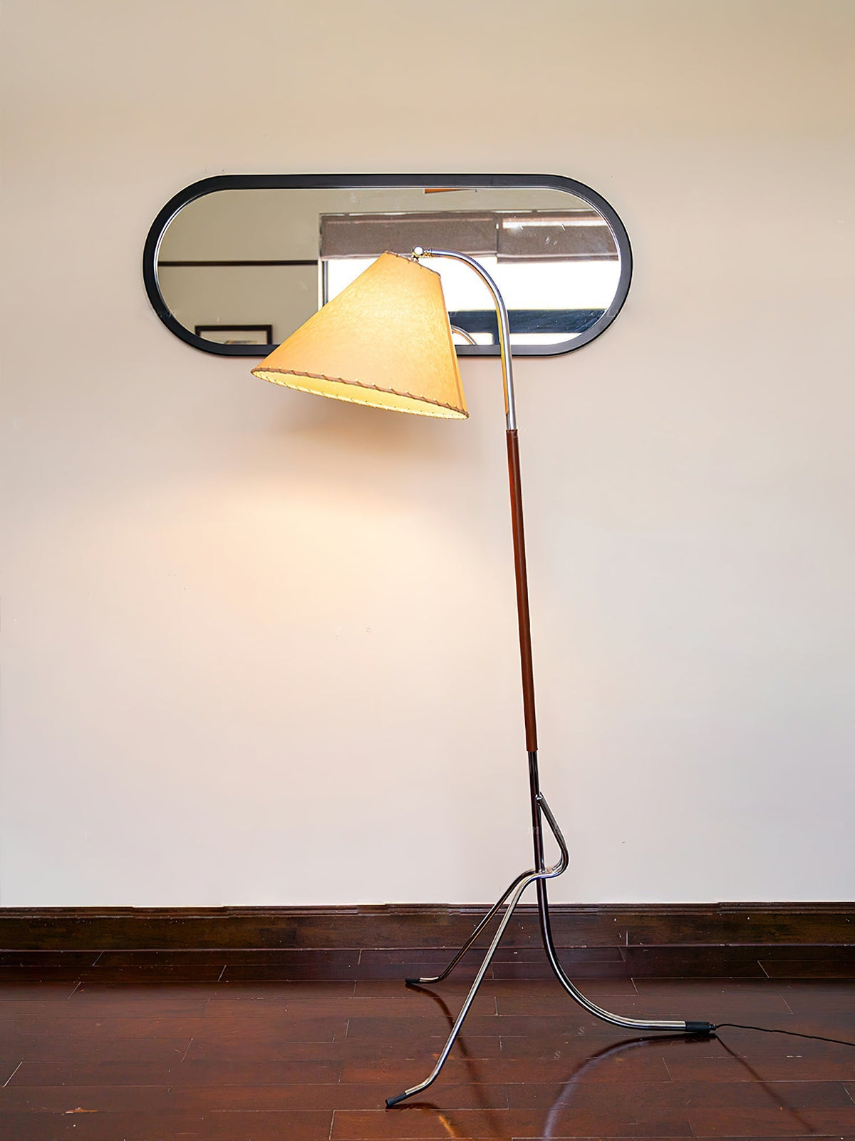 Lysandir gebogen houten vloerlamp