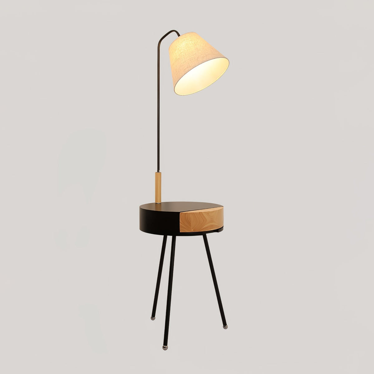 Lumo driepoot vloerlamp van linnen