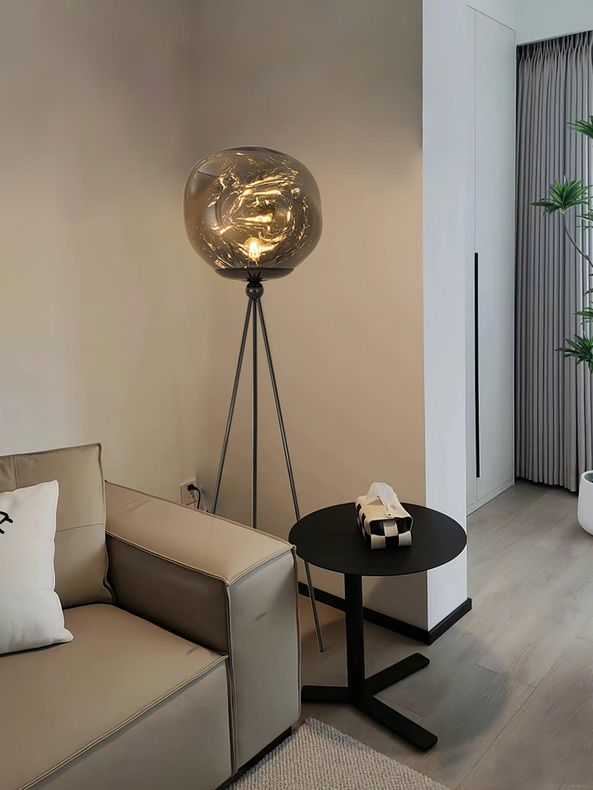 Renanira vloerlamp