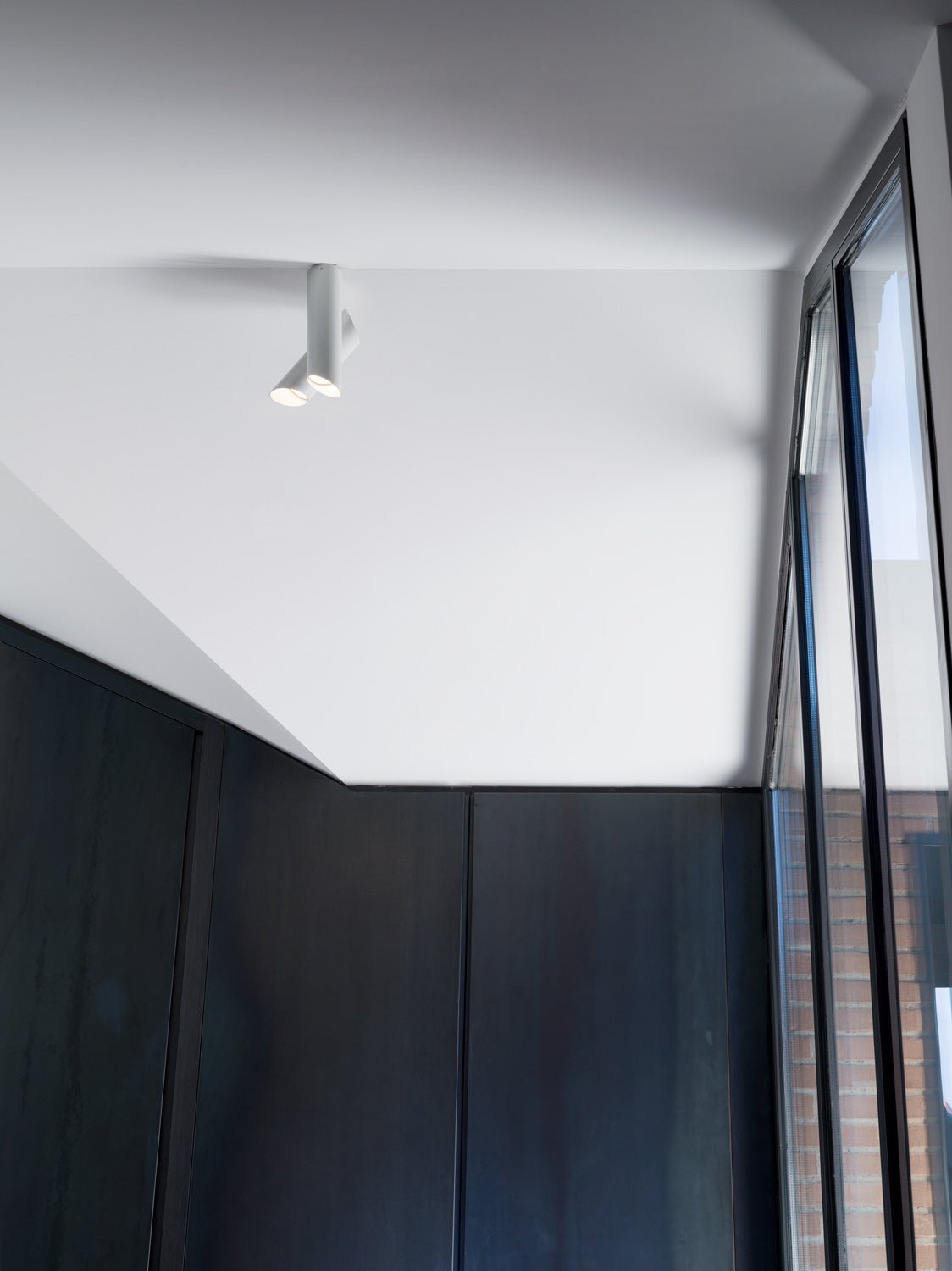 Teu Moderne plafondlamp met minimalistische buizen