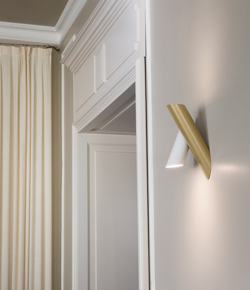 Perylis Moderne wandlamp met Minimalistische Tuben