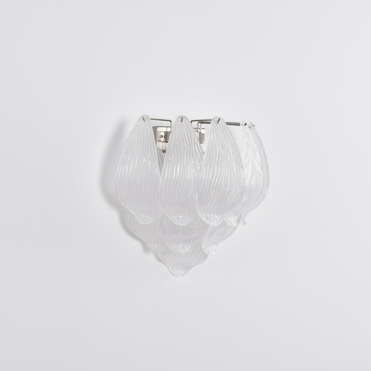 Lioriniella wandlamp Murano-glasbladeren met bloemblaadjes in cascaderende lagen met mat glas
