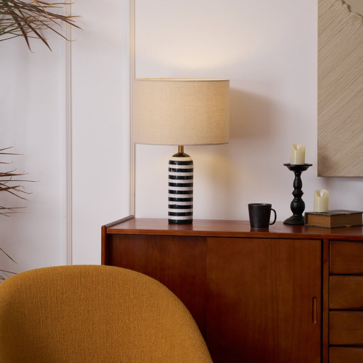 Avery moderne tafellamp