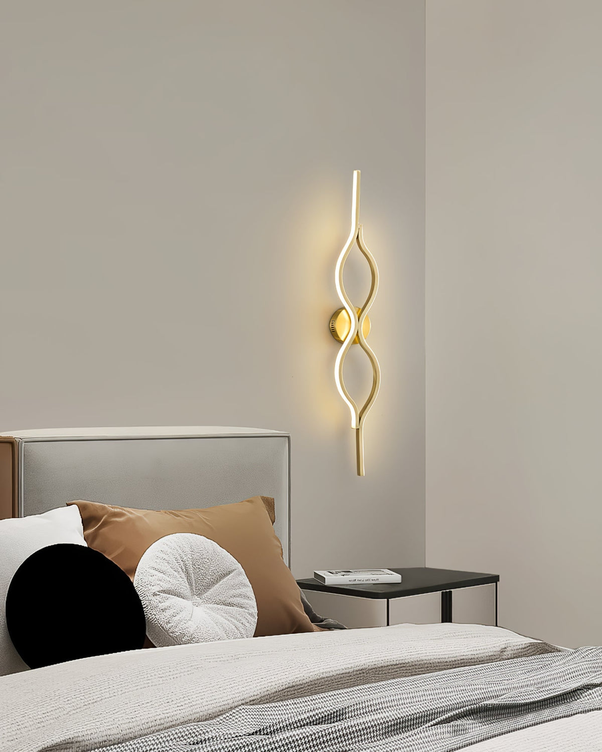 Myvenen klassieke Twist wandlamp van messing