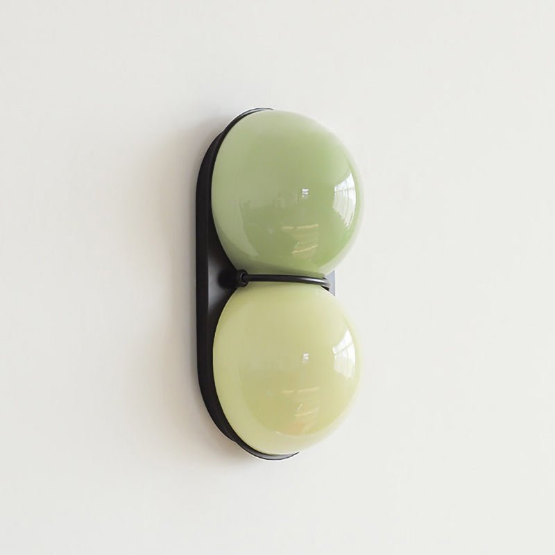 Two bollen wandlamp van glas