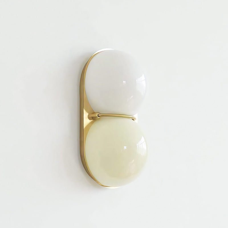 Two bollen wandlamp van glas