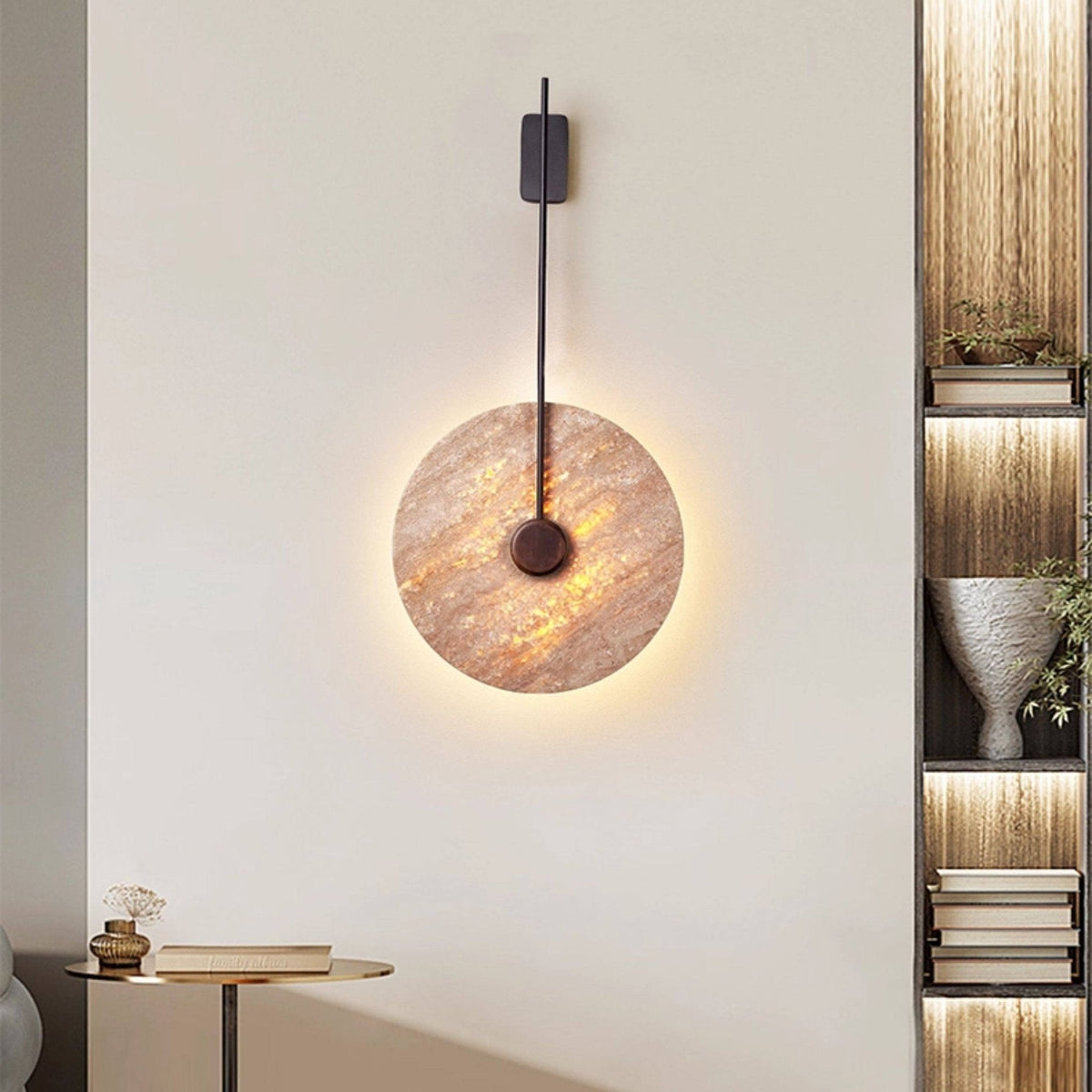Solven wandlamp van travertin