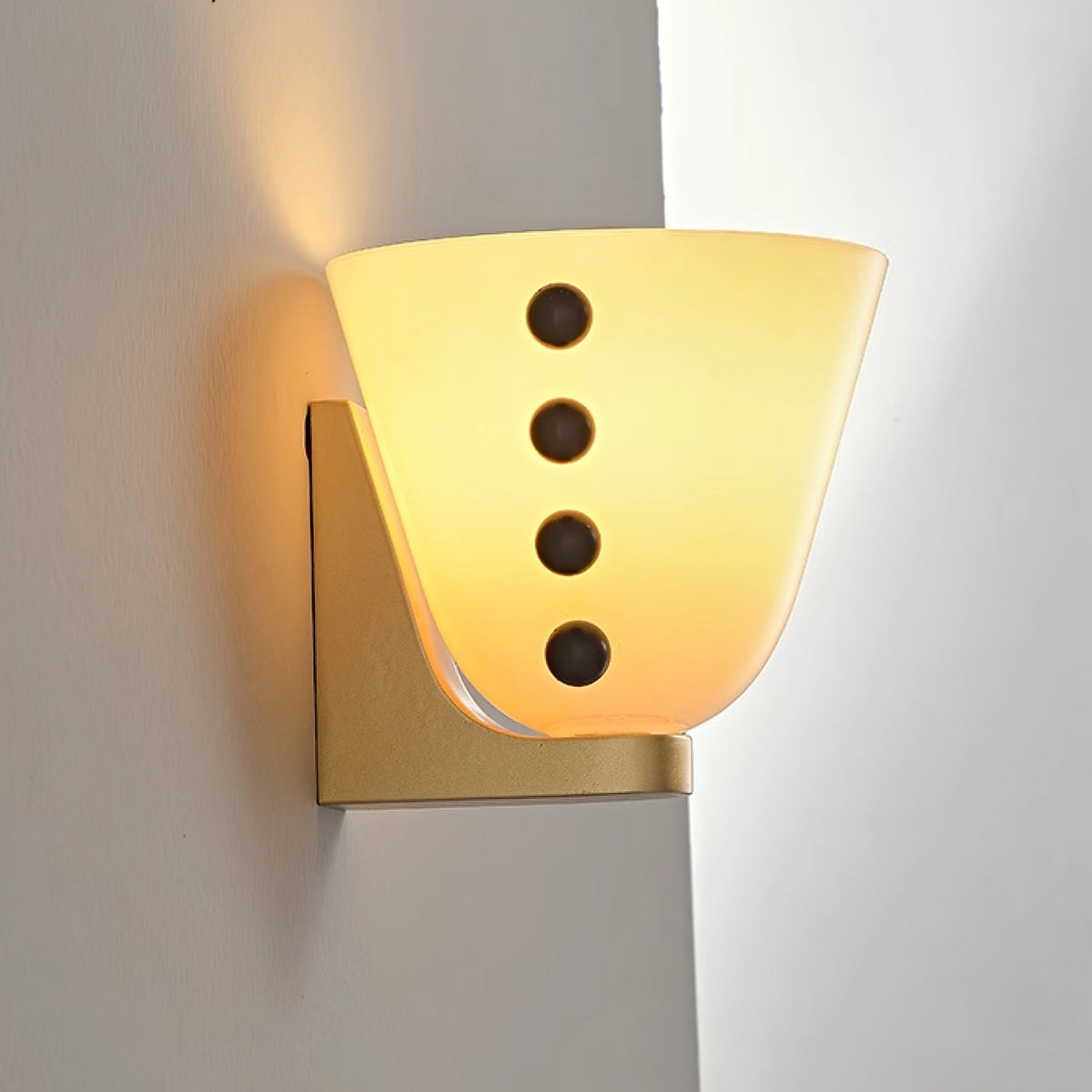 Dominic Minimalistische wandlamp van glas