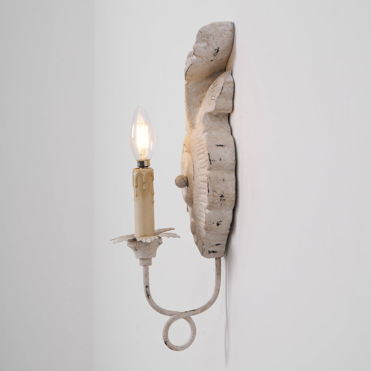 Reniise wandlamp